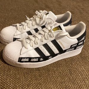 Adidas superstars mens 10